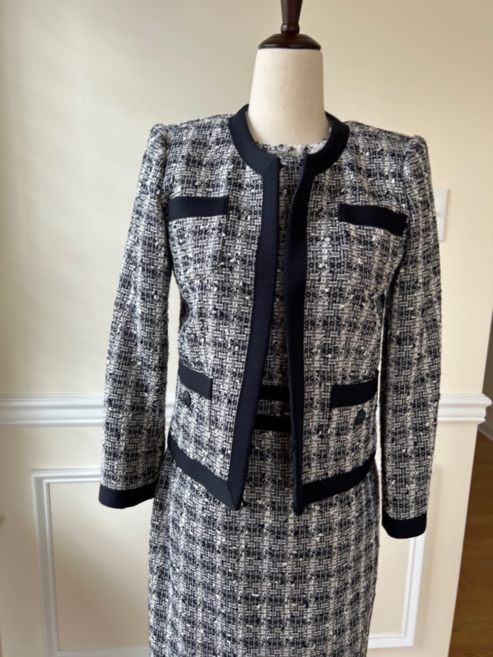 Brooks Brothers Black and White Tweed Jacket - Picture 7 of 7